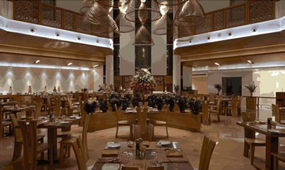 Marigold Hotel Hyderabad Exterior foto